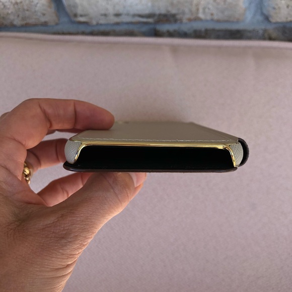 kate spade new york Wrap Folio Tan Grayish Case Gold Logo iPhone XR - Picture 8 of 11